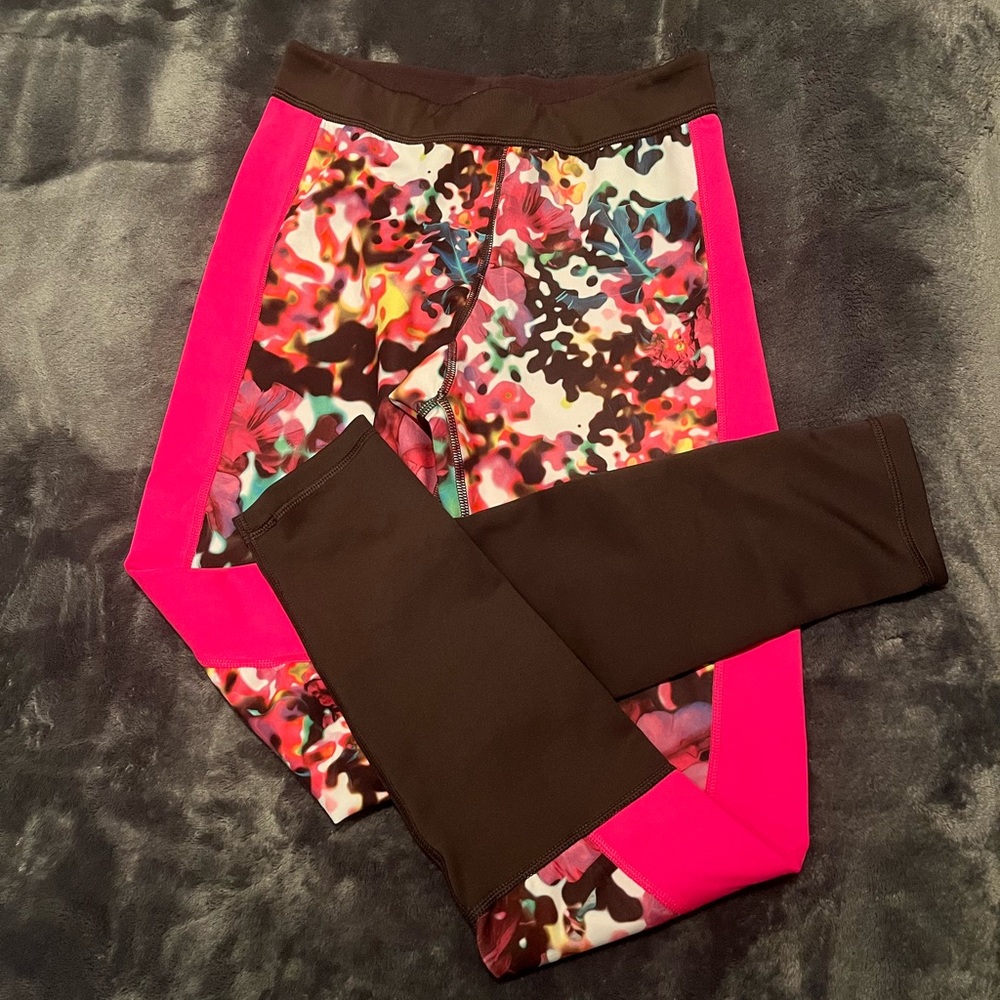 Adidas ankle length workout yoga athletic leggings